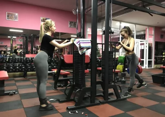 Тренажёрный зал "SUN GYM big power".