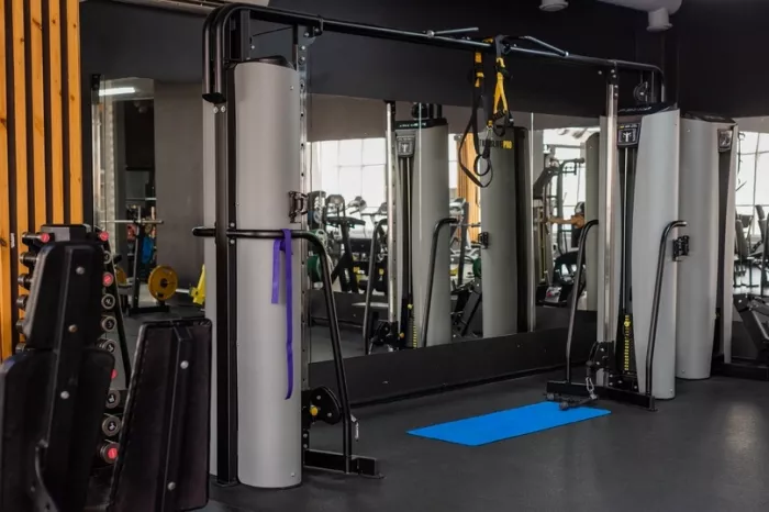 Фитнес-клуб "Fitness life.pro".