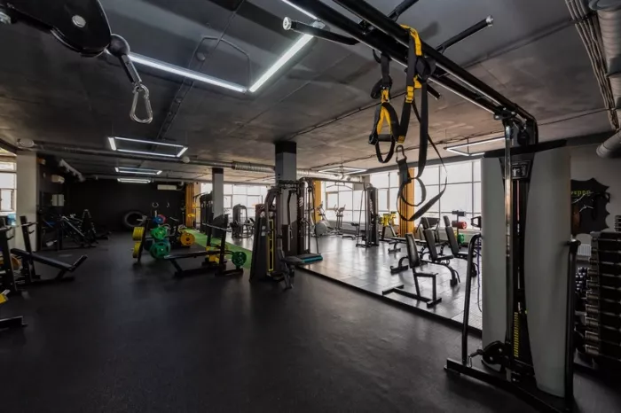 Фитнес-клуб "Fitness life.pro".