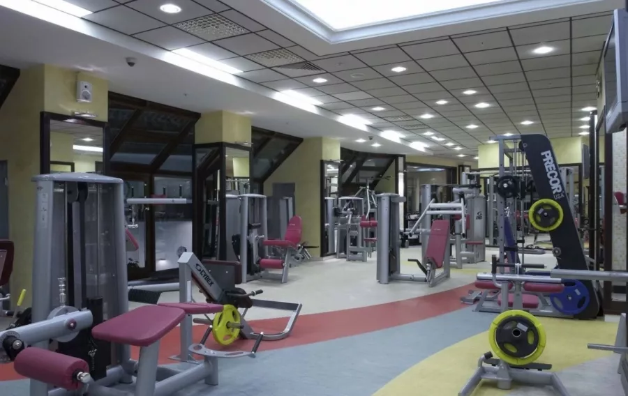 Фитнес-клуб Terrasport Коперник в Москве: Аквааэробика, Аэробика, Боевые искусства, Бодифлекс, Детский уголок, Йога, Кроссфит, Бассейн,