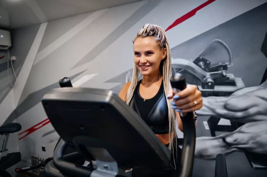 Фитнес-клуб Xs-fit в Краснодаре: Фитнес бар, Фитбол, КРД, Бокс, Персональный тренер,