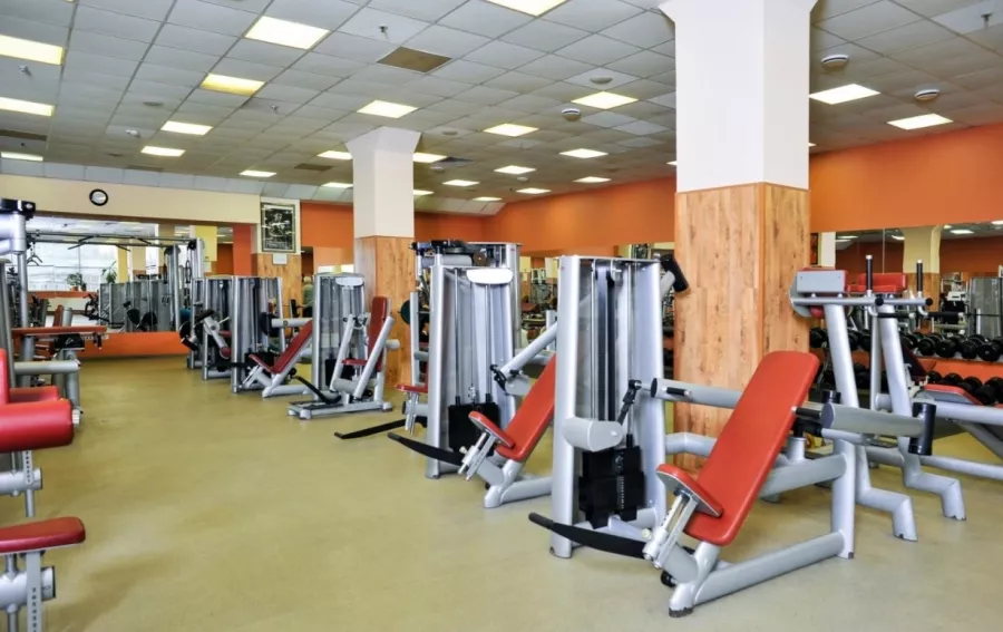 Фитнес-клуб Platinum fitness в Москве: Разовые посещения, Аэробика, Боевые искусства, Йога, Калланетика, Кроссфит, Пилатес,