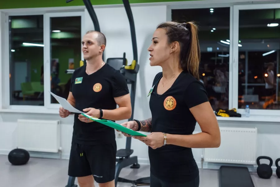 Фитнес-клуб Грецкий орех в Краснодаре: Йога, Hot Iron, TRX тренировки, Кроссфит, Боевые искусства, Джампинг,