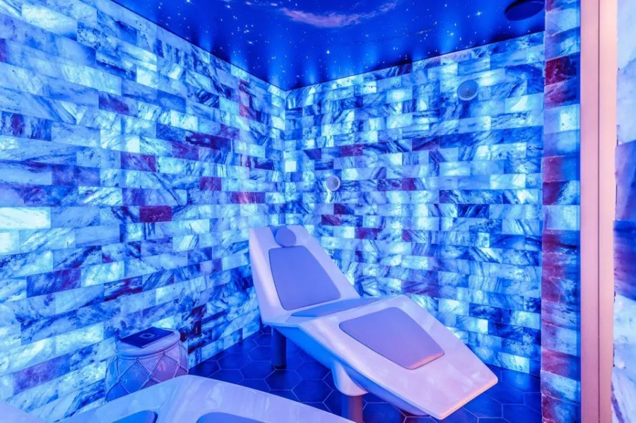 Центр красоты и здоровья Grand spa aurora в Краснодаре: Кроссфит, Йога, Аэробика, Боевые искусства, Пилатес, Аквааэробика,