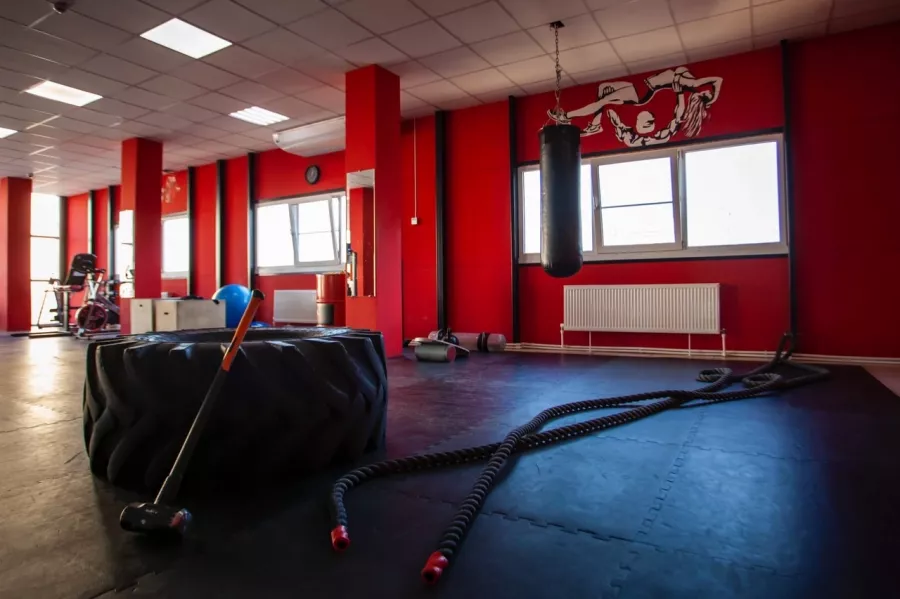 Фитнес-клуб N_fitness в Краснодаре: Пилатес, Танцевальные программы, Фитбол, Персональный тренер, Фитнес бар, Стретчинг,
