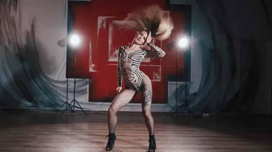 Школа танцев Feminity dance studio в Санкт-Петербурге: Музыка, Хореография, Сальса, Хип-хоп, Тверк,