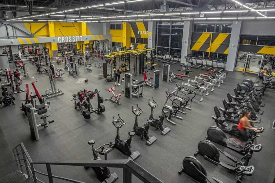 Фитнес-клуб Fit Station в Санкт-Петербурге: Спортзал, Фитнес,