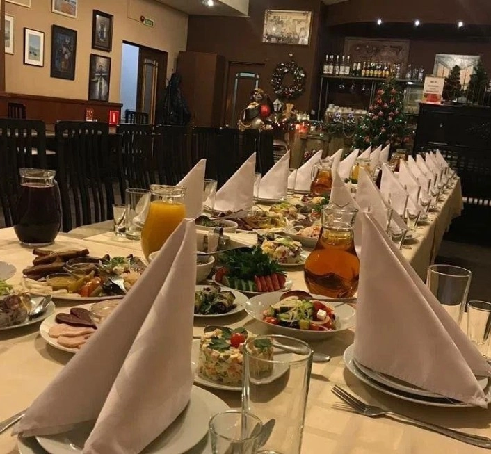 Кафе Сорока в Москве: Постное меню, Русская кухня, Грузинская кухня, Бизнес-ланч, Европейская кухня,