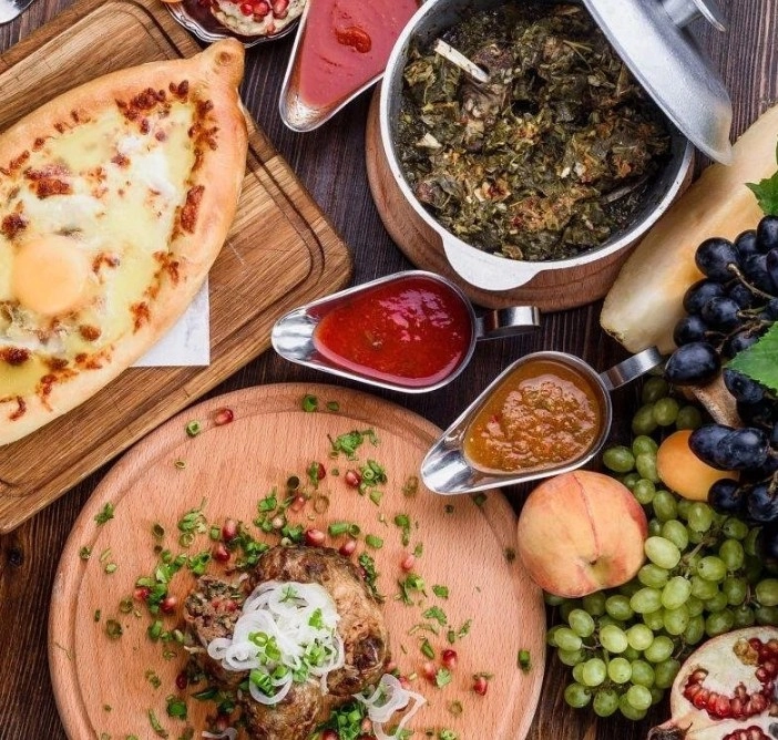 Кафе Сорока в Москве: Постное меню, Русская кухня, Грузинская кухня, Бизнес-ланч, Европейская кухня,