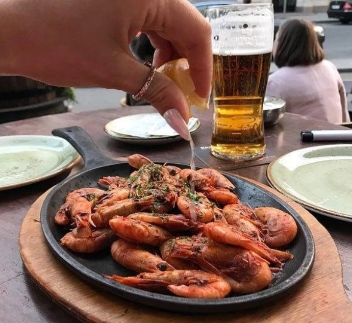 Английский паб The white hart pub в Москве: Европейская кухня, Летняя терраса, Заказ столиков, Еда,