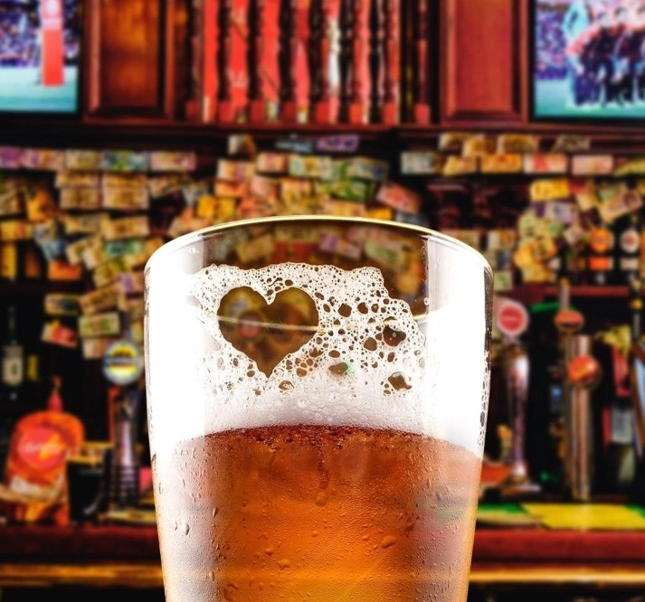 Английский паб The white hart pub в Москве: Европейская кухня, Летняя терраса, Заказ столиков, Еда,