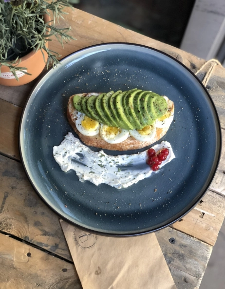 Кафе Шаверма Bar в Краснодаре: Кофе с собой, Американская кухня, Бизнес-ланч, Летняя терраса, Банкет, Доставка, Европейская кухня, Шаурма,