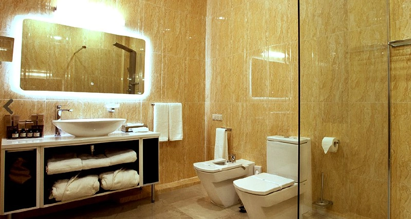 Отель Amici Grand Hotel в Краснодаре: Гостиница, Отель, Номера, Ресторан,