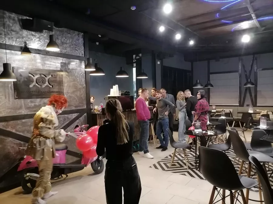 Антикафе Холостяки и Холостячки в Ростове-на-Дону: Знакомства, Настольные игры, Разговоры, Общение, Dating, Board games,