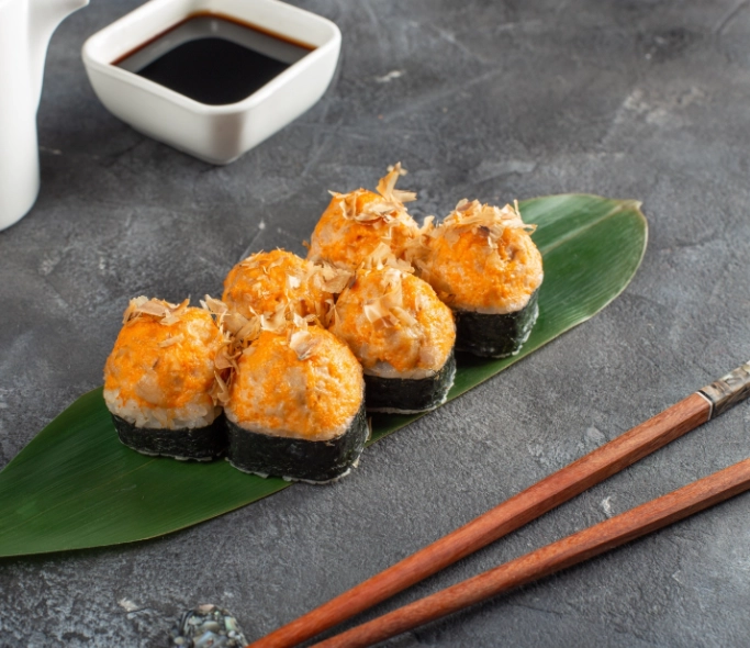 Кафе Food Travel в Краснодаре: Лапшичные, Паназиатская кухня, Европейская кухня, Спортивные трансляции, Кофе с собой, Доставка, Заказ столиков, Детский уголок, Аниматоры, Японская кухня,