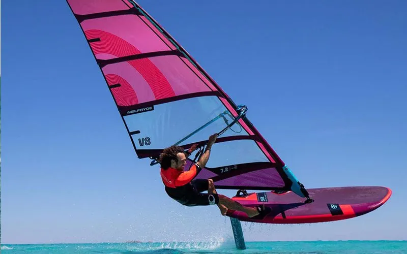 Спортивно-развлекательный комплекс Seawake Water Sports & Fishing в Дубаи: Вейкбординг , Джетск, Виндсерфинг, Прогулка на яхте , Рыбалка, Парасейлинг,