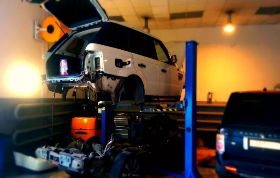 Автотехцентр INROVER в Москве: Авторемонт, Тюнинг, Замена масла, Зал ожидания, Шиномонтаж, Кузовной Ремонт,