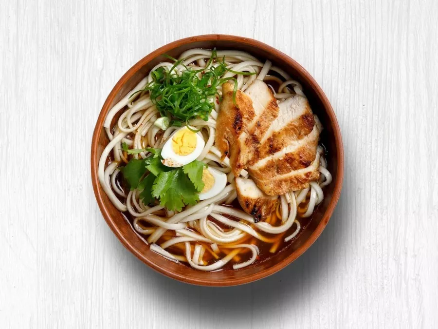 Ресторан Минами в Анапе: Японская кухня, Европейская кухня, Винная карта, Доставка, Детский уголок, Проведение банкетов,