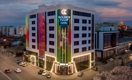 Гостиница Golden Tulip Krasnodar в Краснодаре: Гостиница, Отель, Номера, Ресторан,