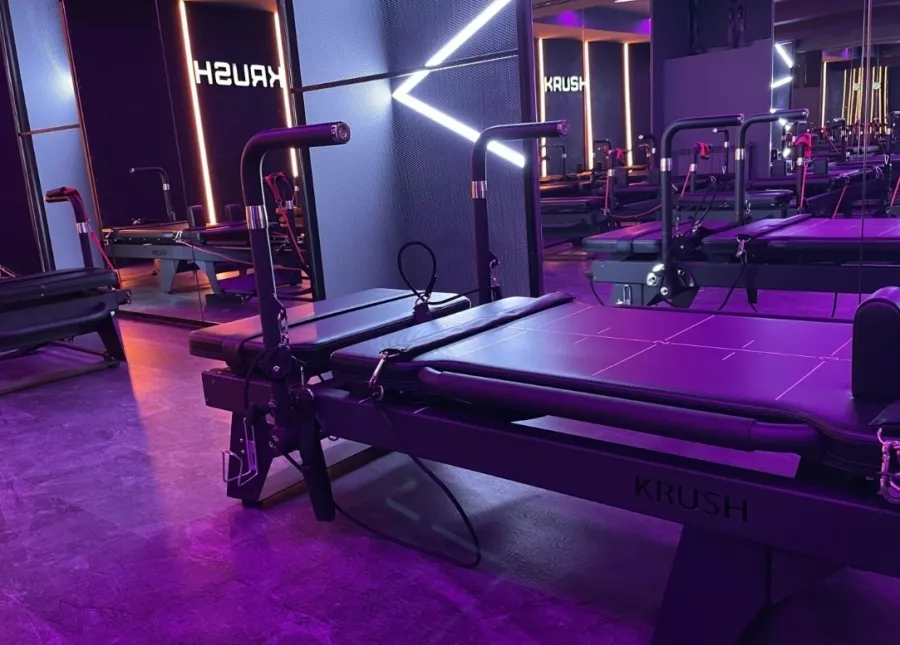 Фитнес-клуб Krush в Москве: Разовые посещения, Аэробика, Пилатес, Шейпинг,