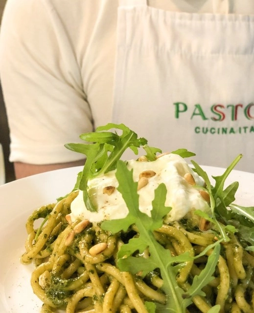 Кафе Pastoria cafe в Москве: Заказ навынос, Проведение банкетов, Итальянская кухня, Можно с ноутбуком, Заказ столиков,