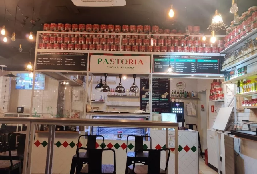Кафе Pastoria cafe в Москве: Заказ навынос, Проведение банкетов, Итальянская кухня, Можно с ноутбуком, Заказ столиков,