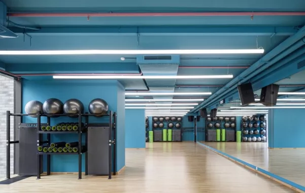 Фитнес-клуб "ROCKOUT Gym".