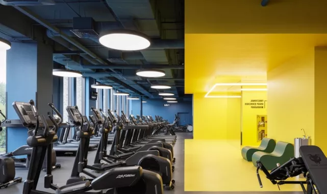 Фитнес-клуб "ROCKOUT Gym".