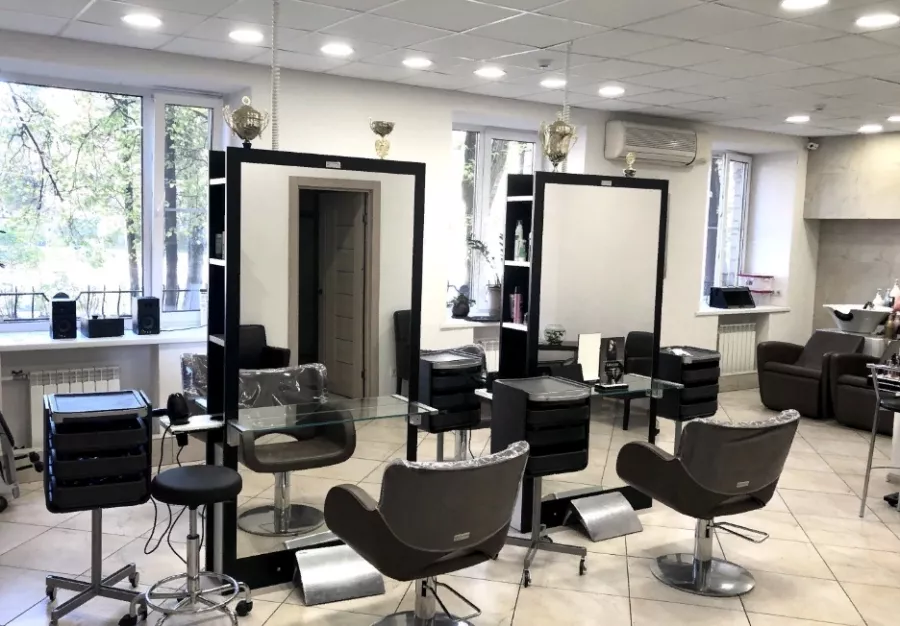 Салон красоты Приятное свидание в Москве: Косметология, Стрижка, Маникюр, Педикюр,