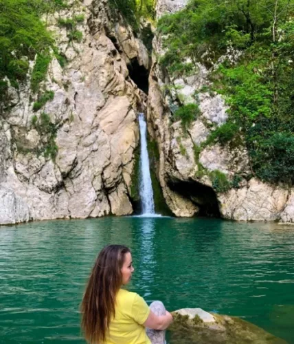 Средний Агурский водопад  в  Сочи