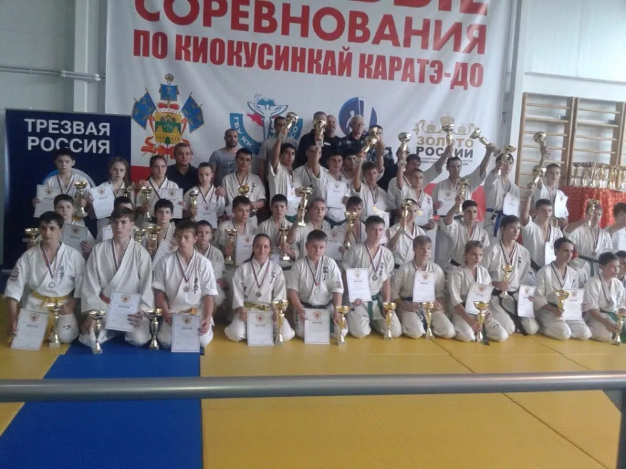 Школа Шинкиокушинкай каратэ ВОСТОК в Краснодаре: Каратэ, Самооборона, Следить за здоровьем, Дисциплина, Единоборства,