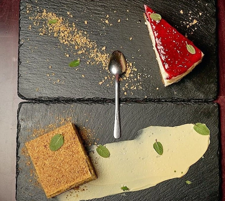 Кафе Хорошее место в Москве: Спортивный бар, Русская кухня, Авторская кухня, Заказ навынос, Европейская кухня,