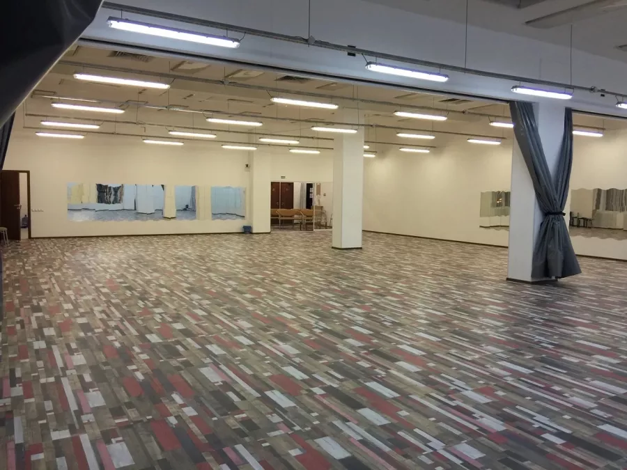 Танцевально-спортивный центр Калининский в Санкт-Петербурге: Хореография, Танго, Хип-хоп, Стрип-дэнс, Бачата,