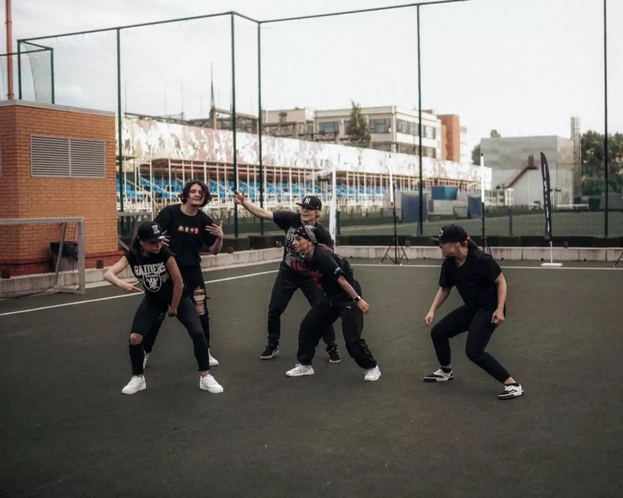 Школа танцев Level Dance School в Санкт-Петербурге: Хип-хоп, Джаз Фанк, Фристайл, Дэнсхолл, Стретчинг,