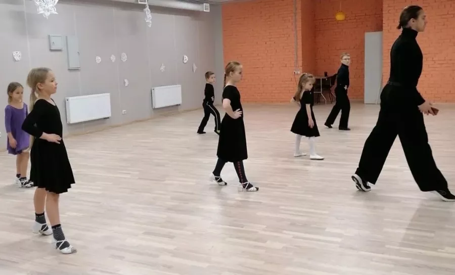 Школа танцев Танц-Мастер в Санкт-Петербурге: Музыка, Детям, Хип-хоп, Бачата,