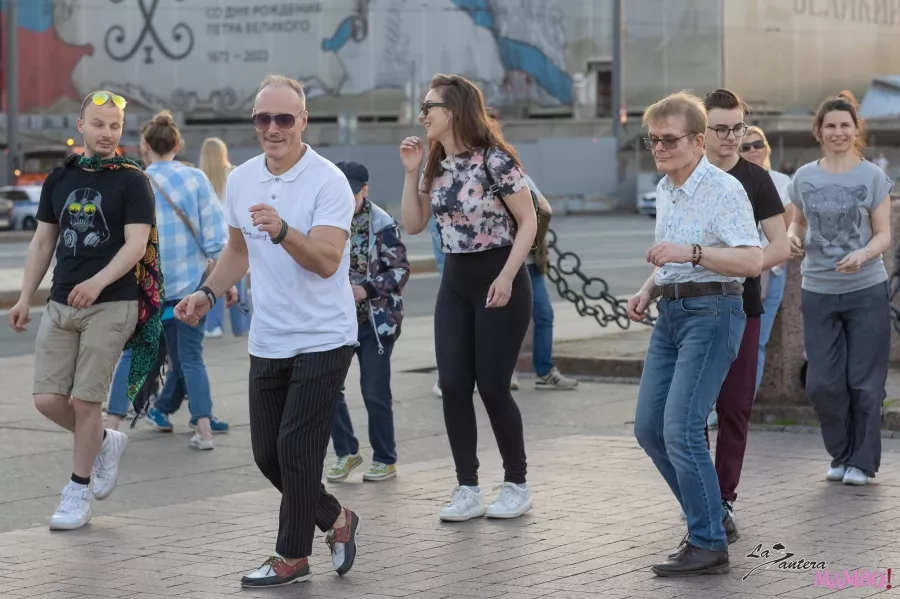 Школа танцев La Pantera Mambo в Санкт-Петербурге: Сальса , Мамбо, Бочата, Хореография, Индивидуальный Подход,