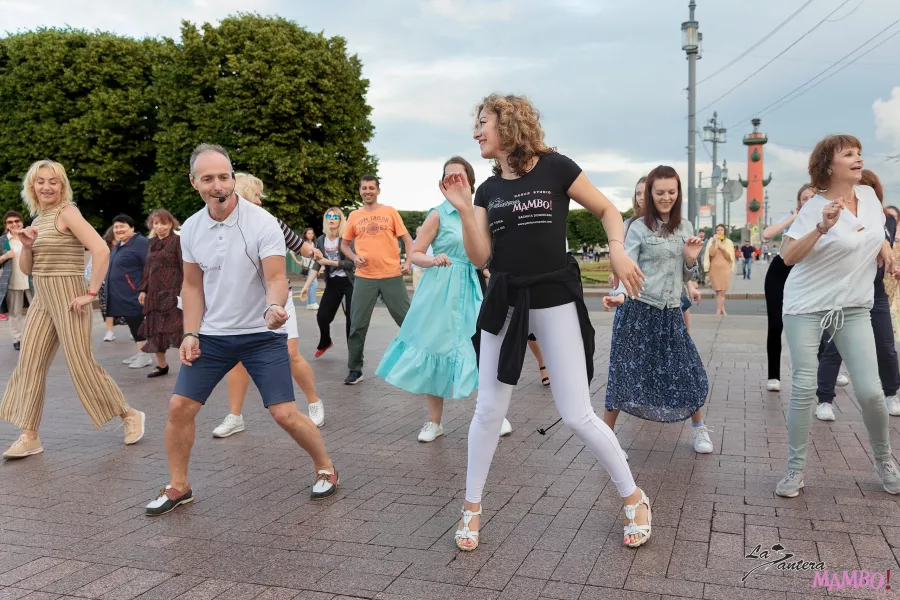 Школа танцев La Pantera Mambo в Санкт-Петербурге: Сальса , Мамбо, Бочата, Хореография, Индивидуальный Подход,