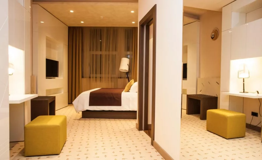 Atera Business Suites в Белграде: Отель, Путешествие, Чилим, Ночь, Прачечная,