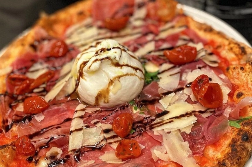 Pietra в Белграде: Пиццерия, Пицца, Вино, Коктейли, Вкусно,