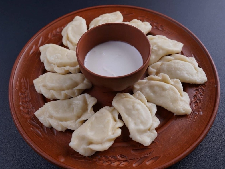 Кафе Суши или Позы в Краснодаре: Итальянская кухня, Буузы, Доставка, Детская комната, Японская кухня, Русская кухня, Аниматоры, Детское меню, Стейки,