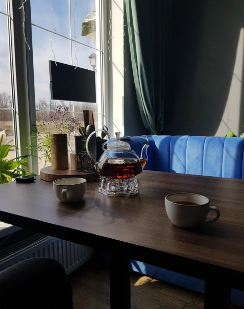 Кафе Coffelini в Краснодаре: Бизнес-ланч, Летняя терраса, Итальянская кухня, Японская кухня, Аниматоры, Кофе с собой, Глинтвейн, Живая музыка, Панорамный вид,