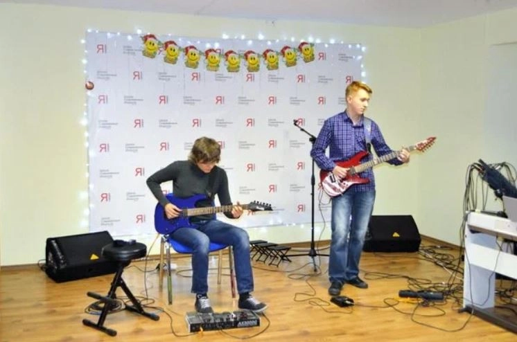 Музыкальная школа Я творю! в Санкт-Петербурге: Музыкальная школа, Образование , Вокал, Пианино, игра на инструментах,
