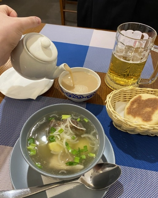 Уютное кафе Алтаргана в Москве: Буузные, Бурятская кухня, Монгольская кухня, Заказ навынос, Заказ столиков, Постное меню,