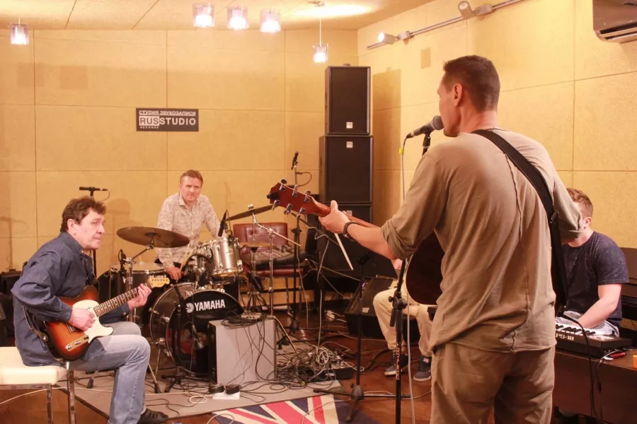 Студия звукозаписи RusStudio Records в Санкт-Петербурге: Студия звукозаписи, Записать трек, Сведение, Мастеринг, Музыкальная студия,