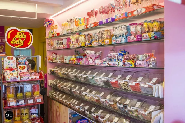 Магазин сладостей сLe Mille e Una Mella Caramelleria  в  Комо