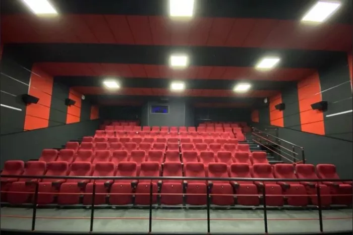 Кинотеатр "Кино Орбита".