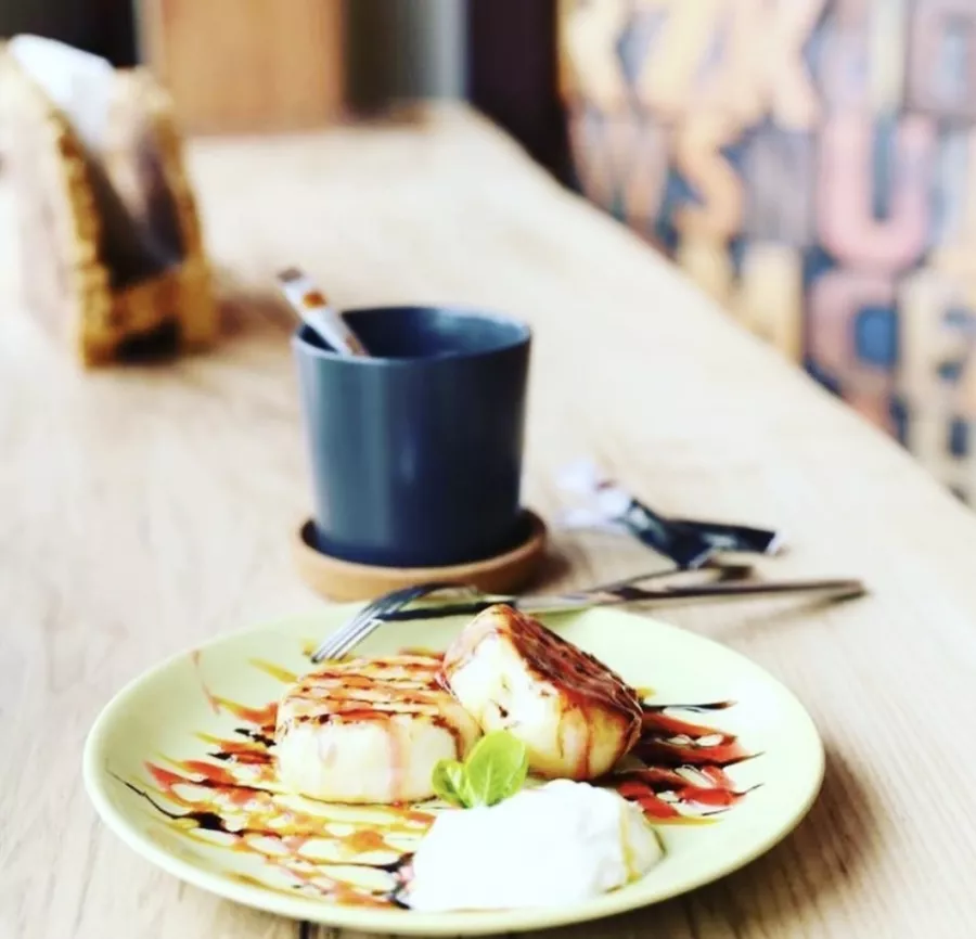 Кафе FOOD&MOOD в Сочи: Круглосуточное кафе, Салаты, Кофе, Шаурма, Десерты , Адлер,