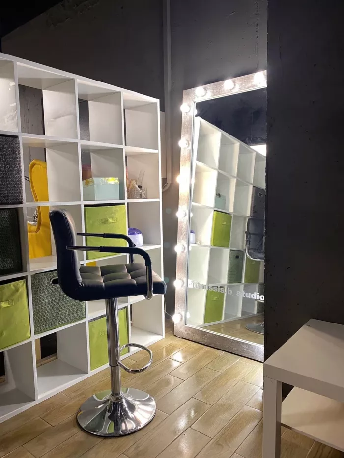 Салон красоты "Missis B studio".