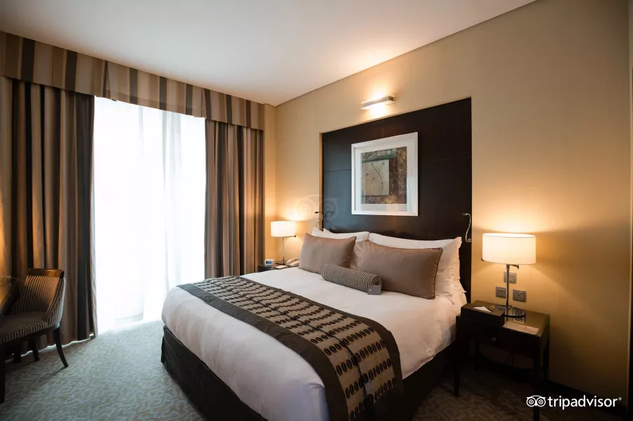 Отель Time Oak Hotel & Suites 4* в Дубаи: Международный отель , Спа , Детская площадка , Шведский стол , Комфортальные номера ,