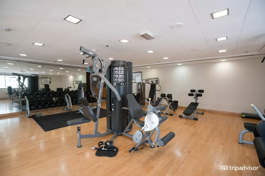 Отель Time Oak Hotel & Suites 4* в Дубаи: Международный отель , Спа , Детская площадка , Шведский стол , Комфортальные номера ,